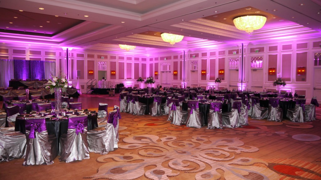 Purple Wedding Up lights in Houston at the Sugarland Marriott by Elegante